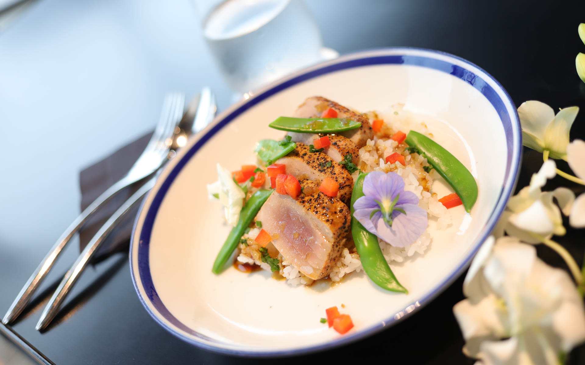 マグロの炙り丼