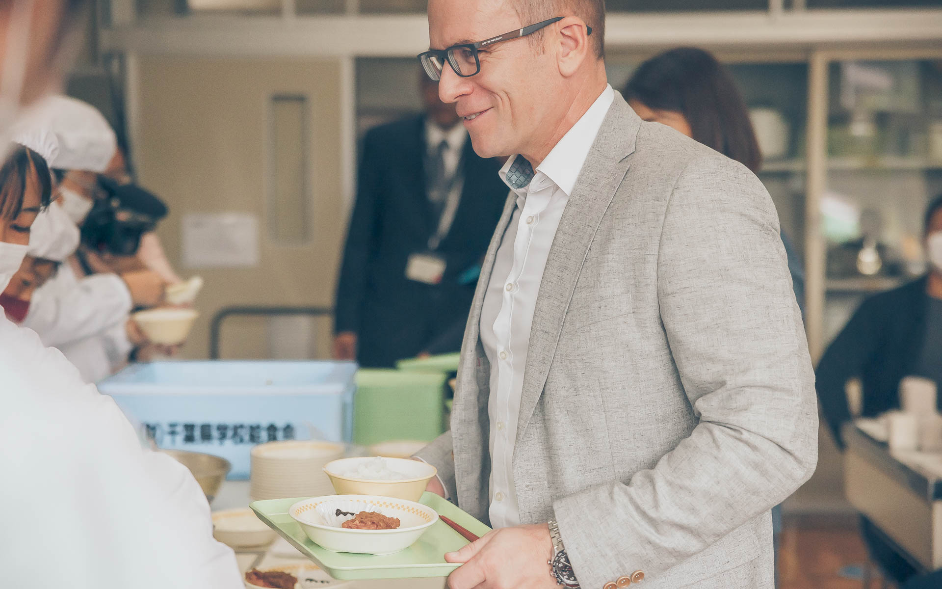 学校給食試食会の様子