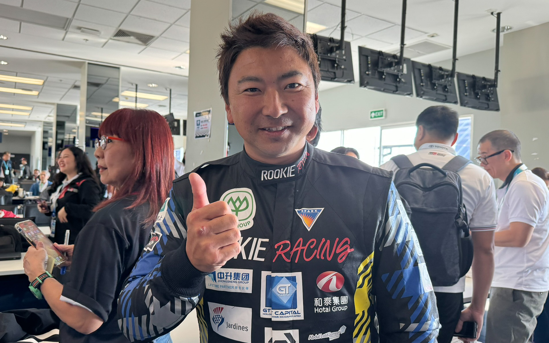 264号車「CP ROOKIE PRIUS CNF-HEV GR concept」のチーム監督でもある片岡龍也選手