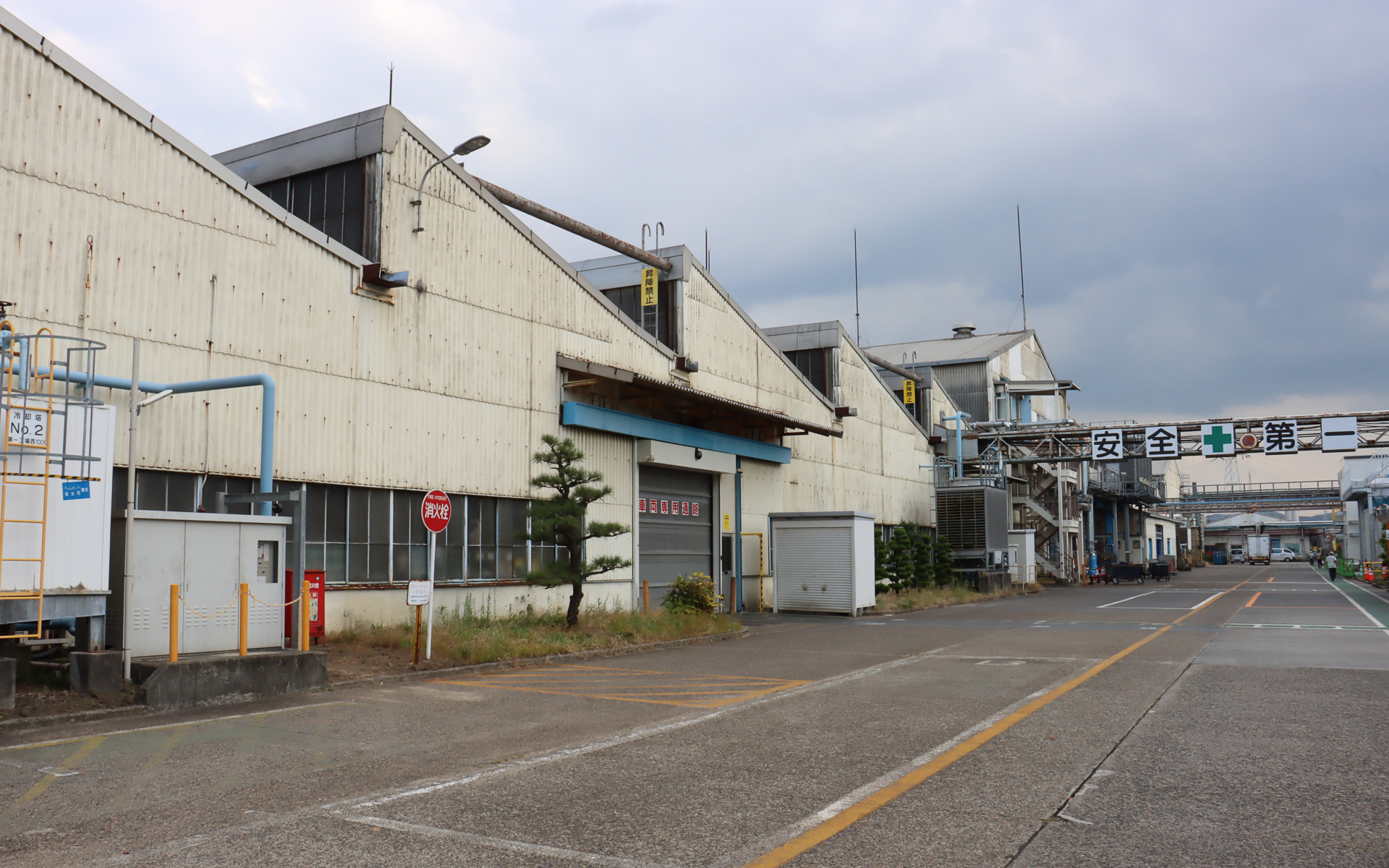 岐阜県可児市土田にあるKYB 岐阜北工場。カヤバでは岐阜県可児市に南工場、東工場と3か所の生産拠点を展開している