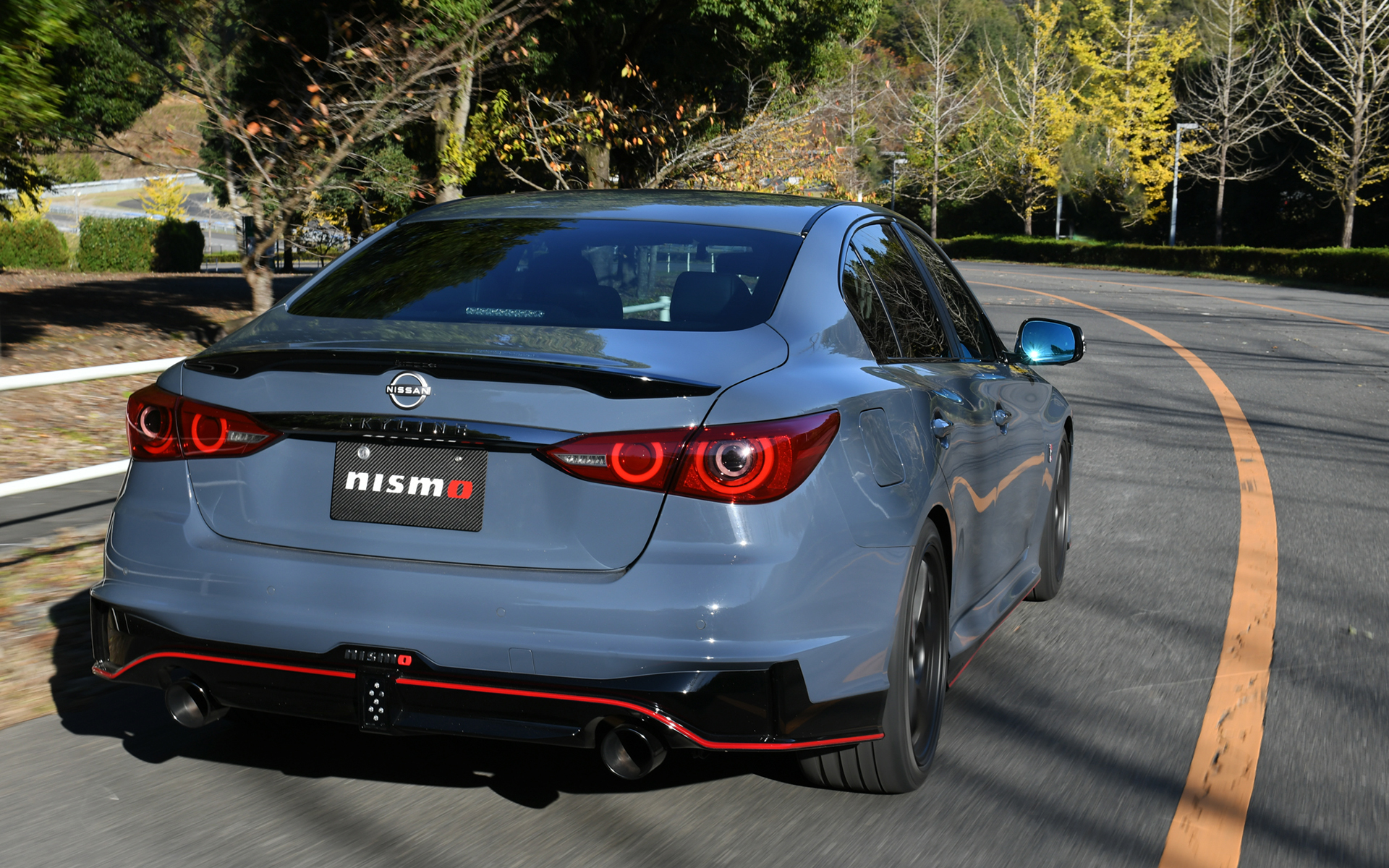 スポーツチタンマフラー（49万8000円）の奏でるサウンドは速さが増したかと思わせる気持ちよさがあった