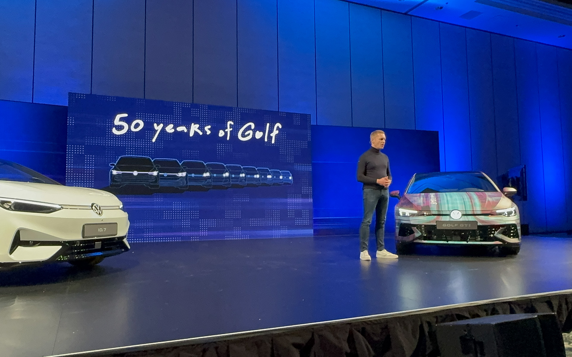 ゴルフGTIの50周年記念モデルも少しだけ披露された