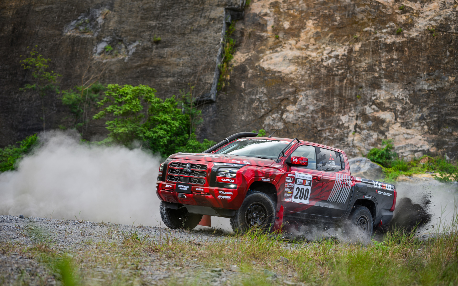 新型トライトン ラリーカー “アジアクロスカントリーラリー2023” テスト車両