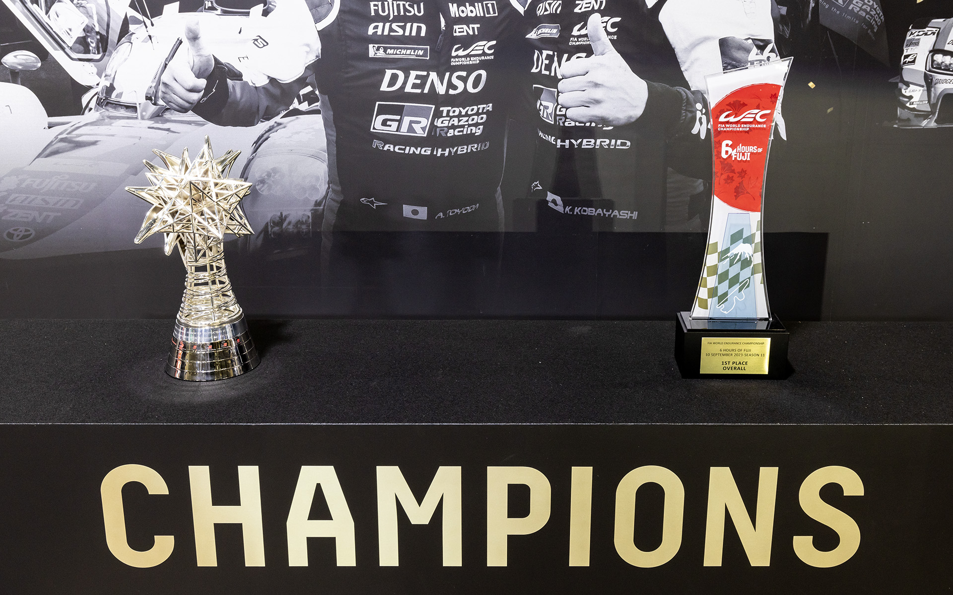 WECのトロフィーも展示