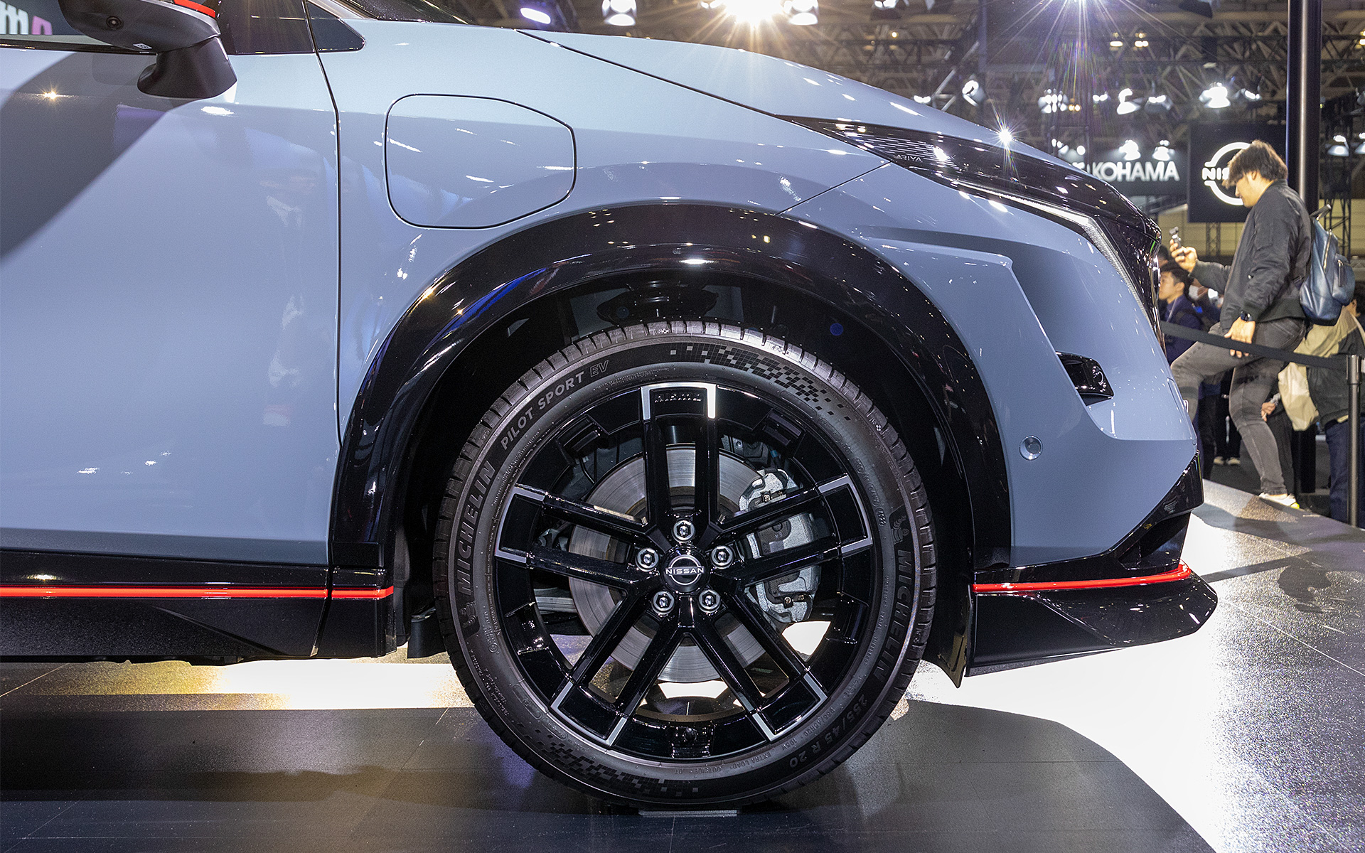 NISMO専用フロントホイール。エンケイとの共同開発