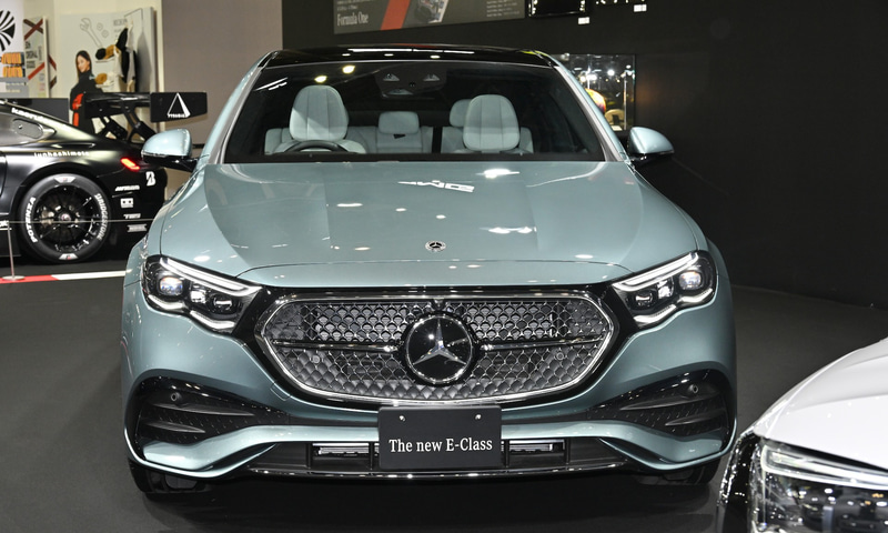 希少な新車外し品】メルセデスベンツ W214 Eクラス純正 AMG5スポーク 