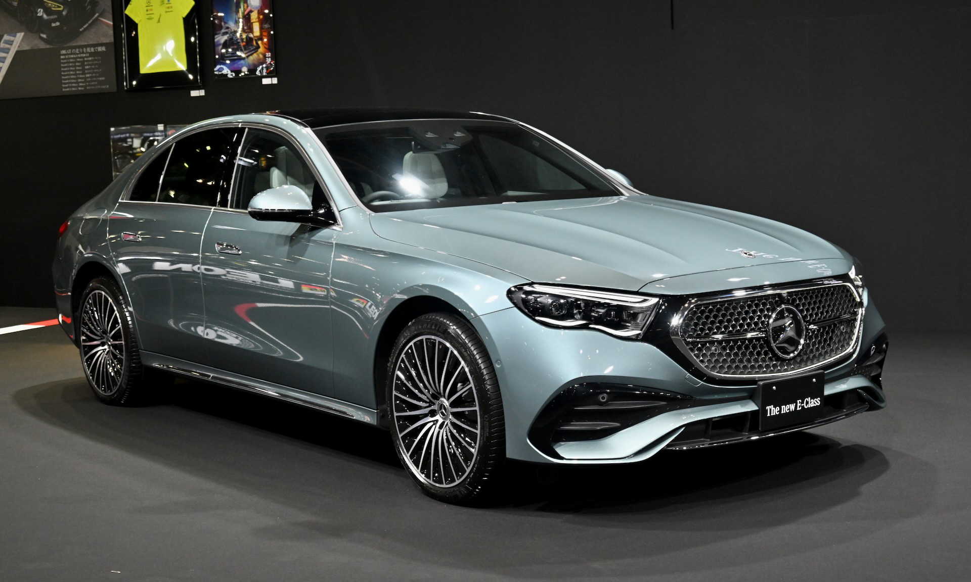 セダン（E350e）