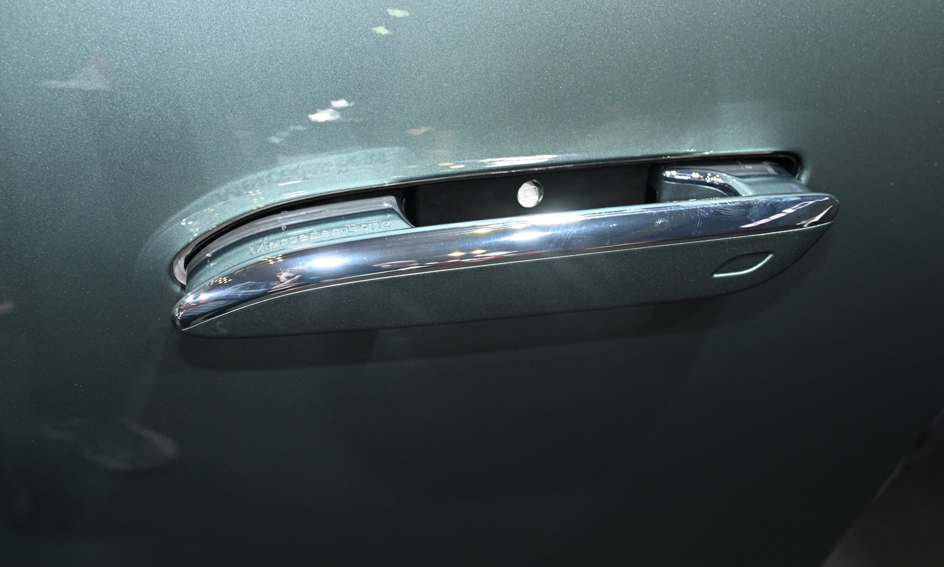 セダン（E350e）