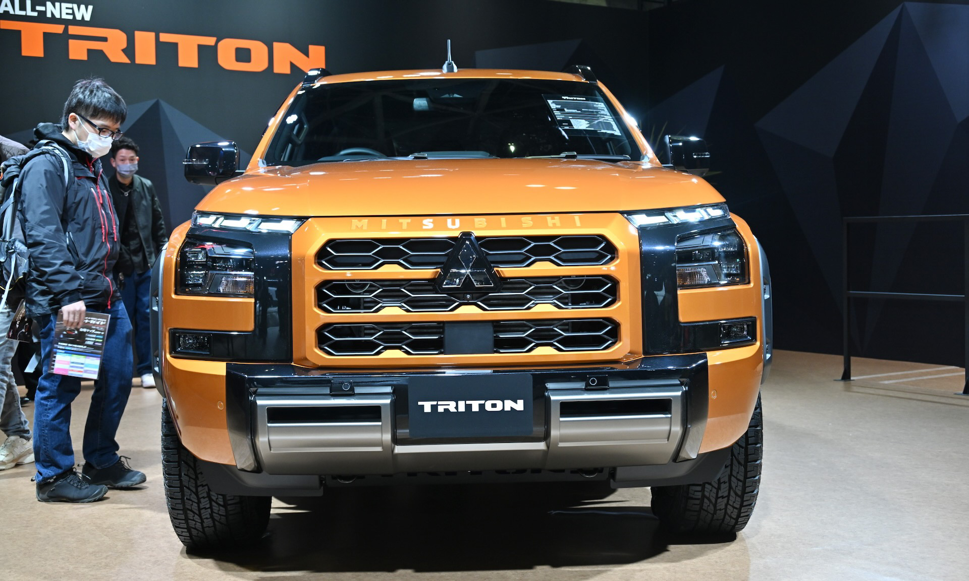 新型トライトン