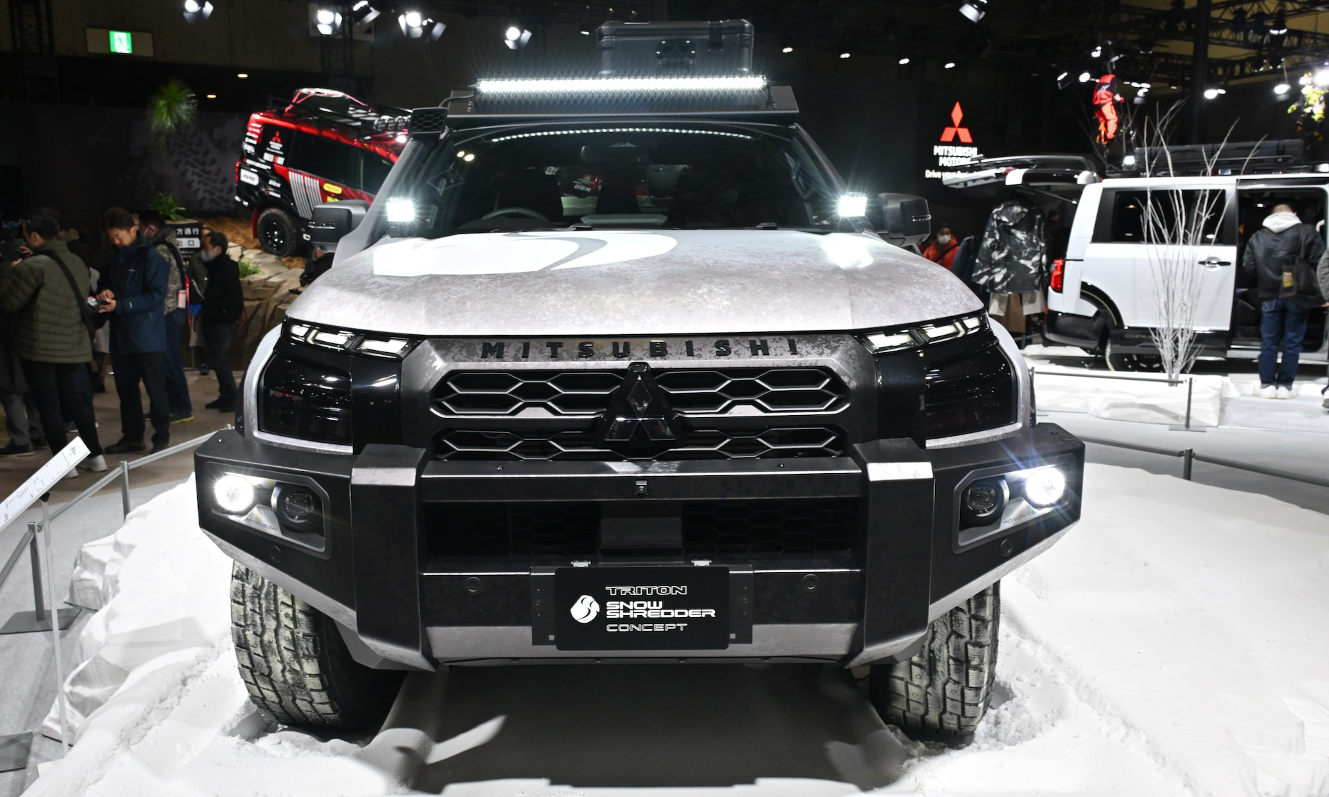 新型トライトン SNOW SHREDDER CONCEPT