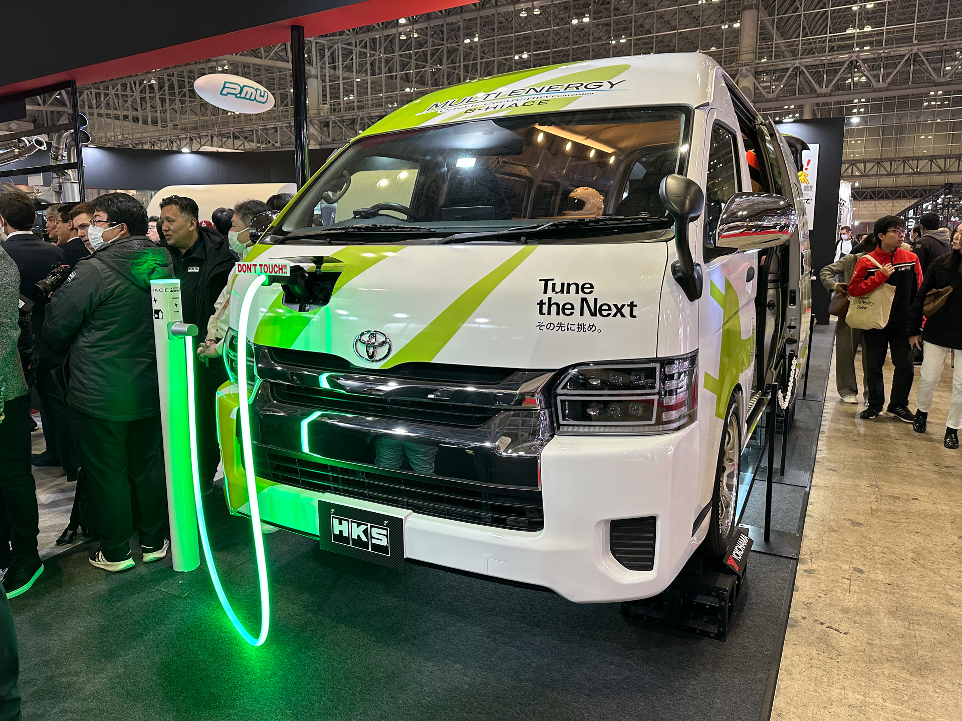 HKS e-HIACE “Multi Energy” Concept