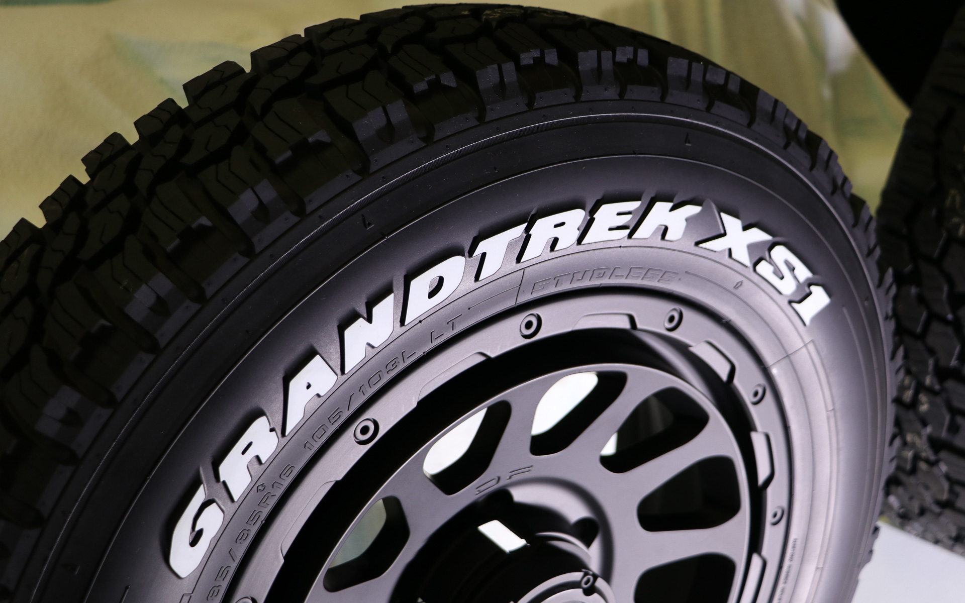 ホワイトレター面