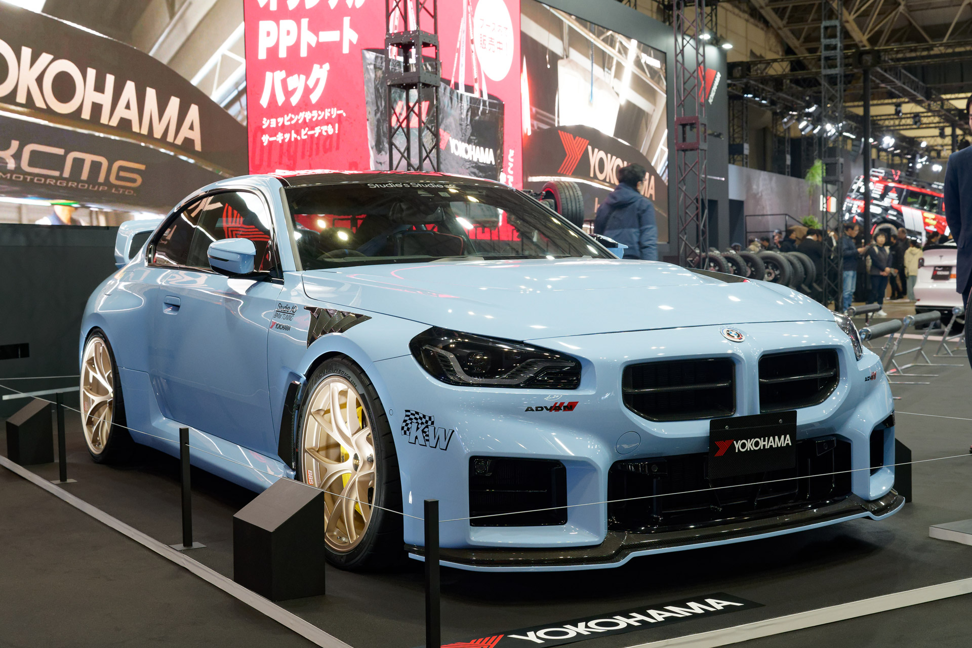 Studie BMW M2とADVAN NEOVA 21inch