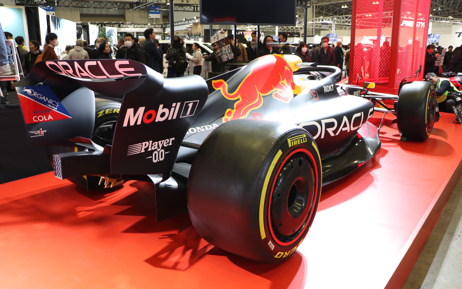 オラクルレッドブルレーシングのF1マシンRB19