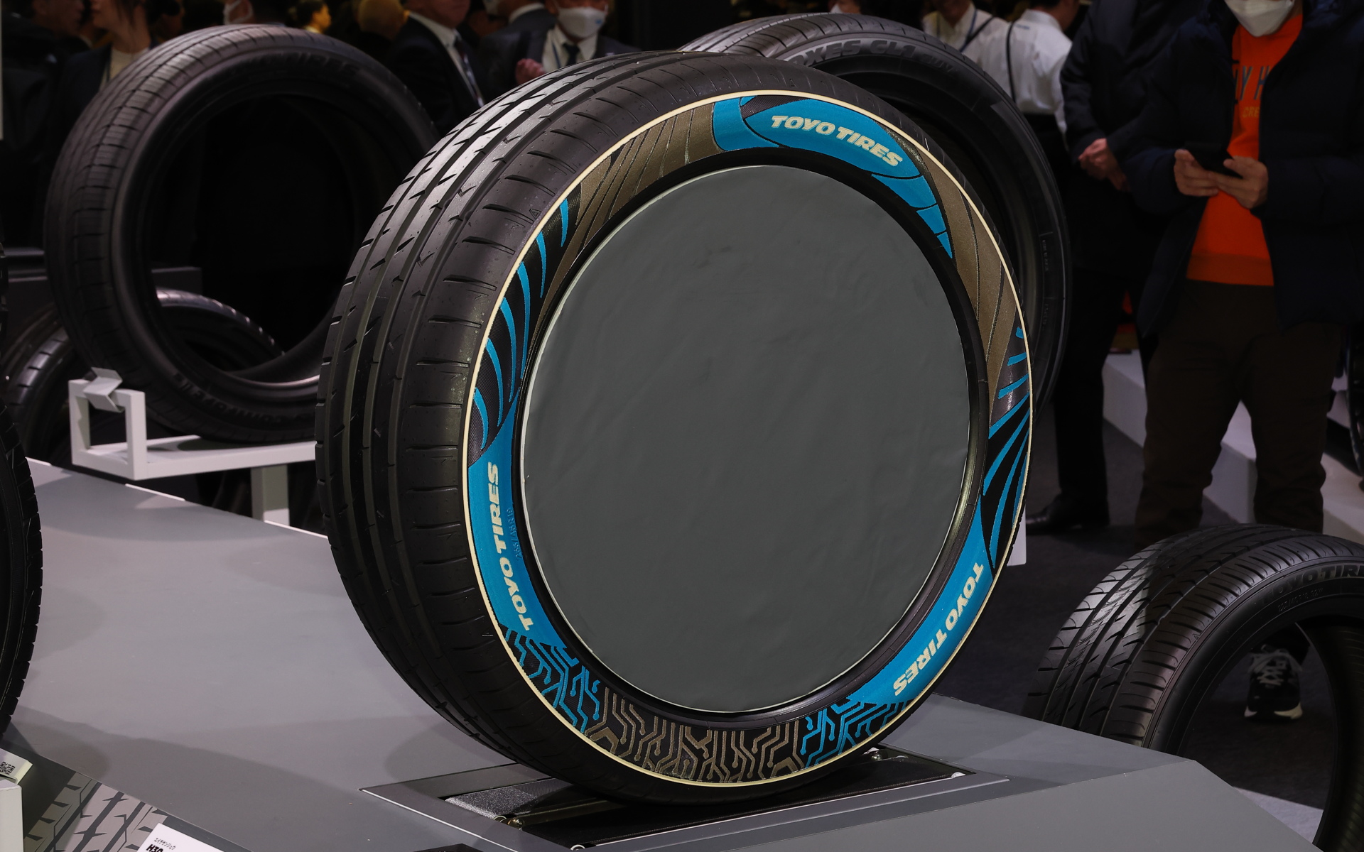 サスティナブル素材使用比率90％のコンセプトタイヤ