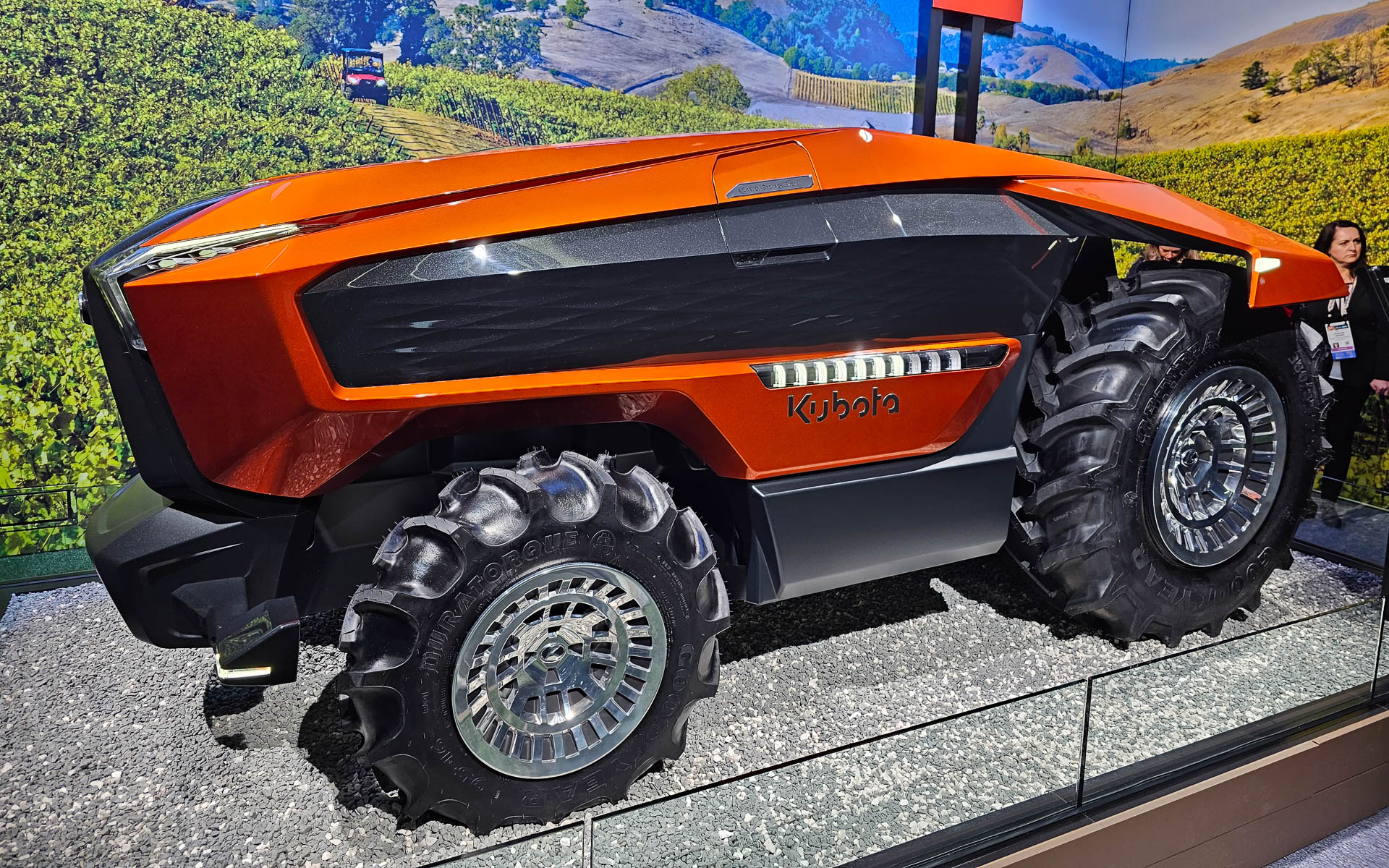 AI電動トラクター・プロトタイプ「NEW AGRI CONCEPT」