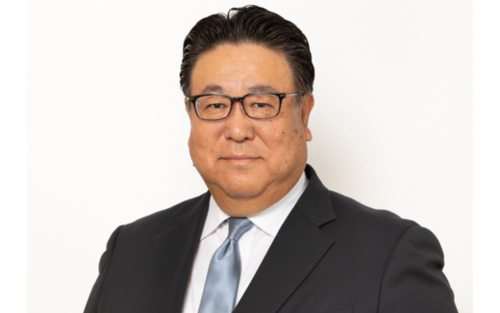 2024年6月開催予定の定時株主総会日付で退任する取締役 会長の倉石誠司氏