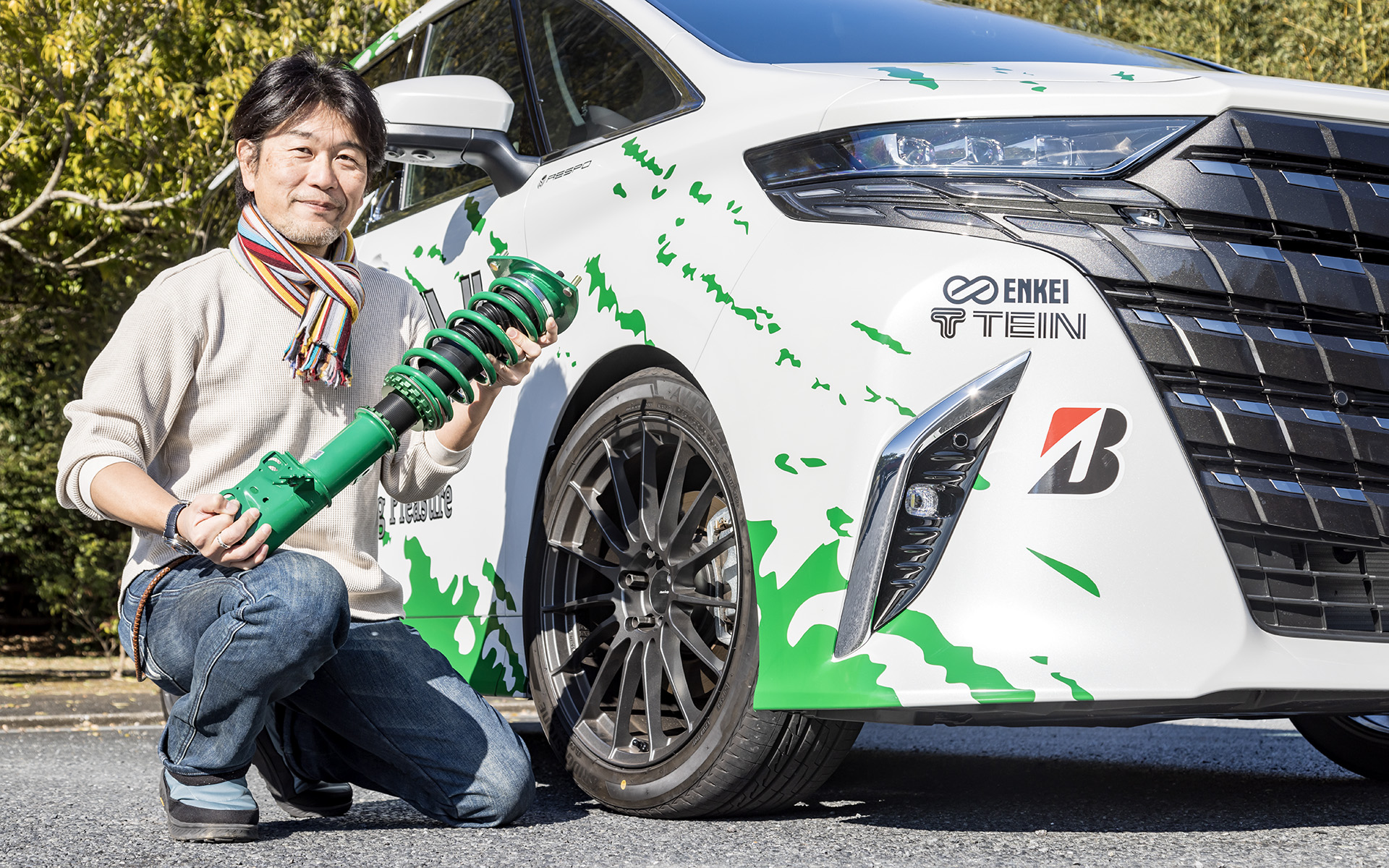 ミニバンらしからぬターンインのしやすさと、コーナーでの安定感をぜひ味わってみていただきたい