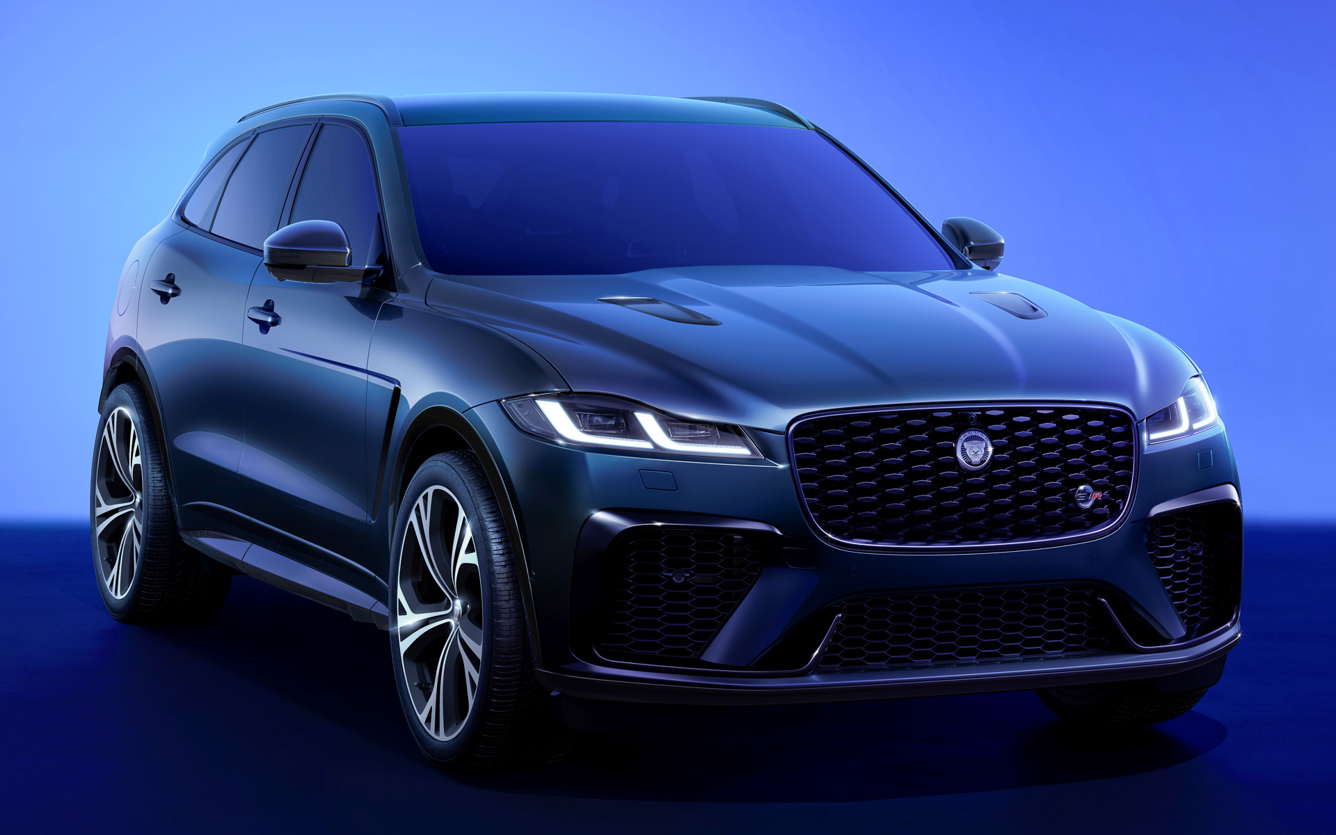 ジャガー「F-PACE」