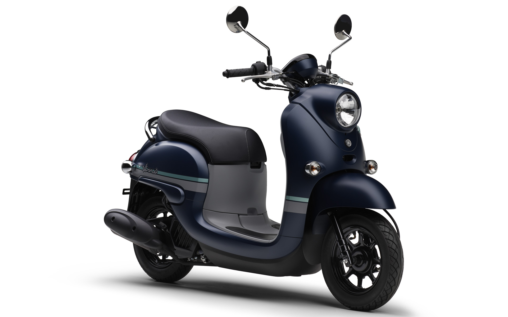 新色「マットブルー」