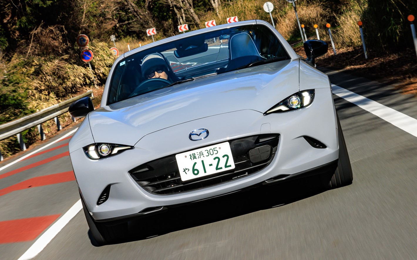 2023年10月に大幅改良が施されたロードスター。果たしてその乗り味は……