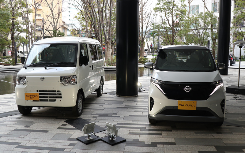 小泉進次郎議員「全国1700の自治体に電気自動車を配ろう」と日産に大胆