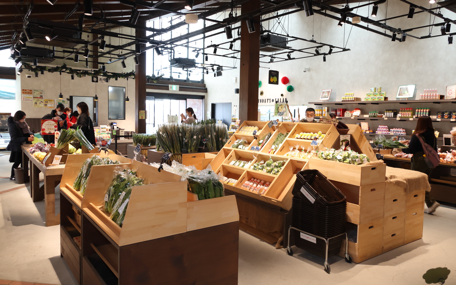 おしゃれなマルシェは野菜の食べ方などのヒントがいっぱい