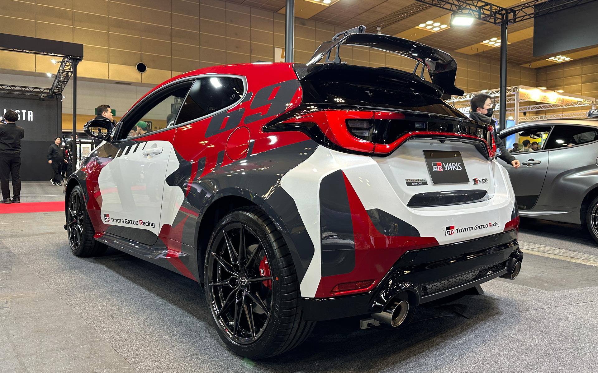 GRヤリス RZ“High performanceのカッレ・ロバンペラ Edition