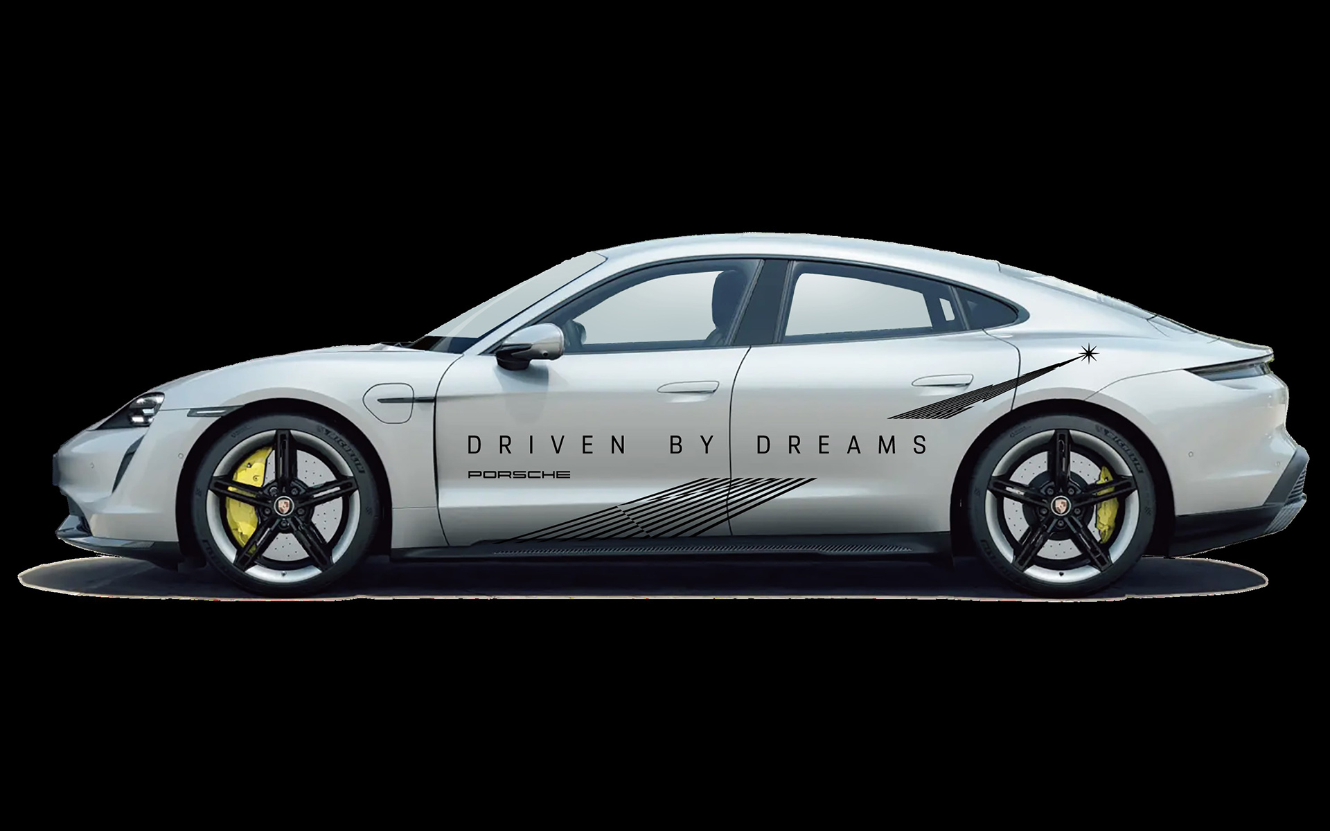 先導車両のラッピングが施されたポルシェのバッテリEV「タイカン」