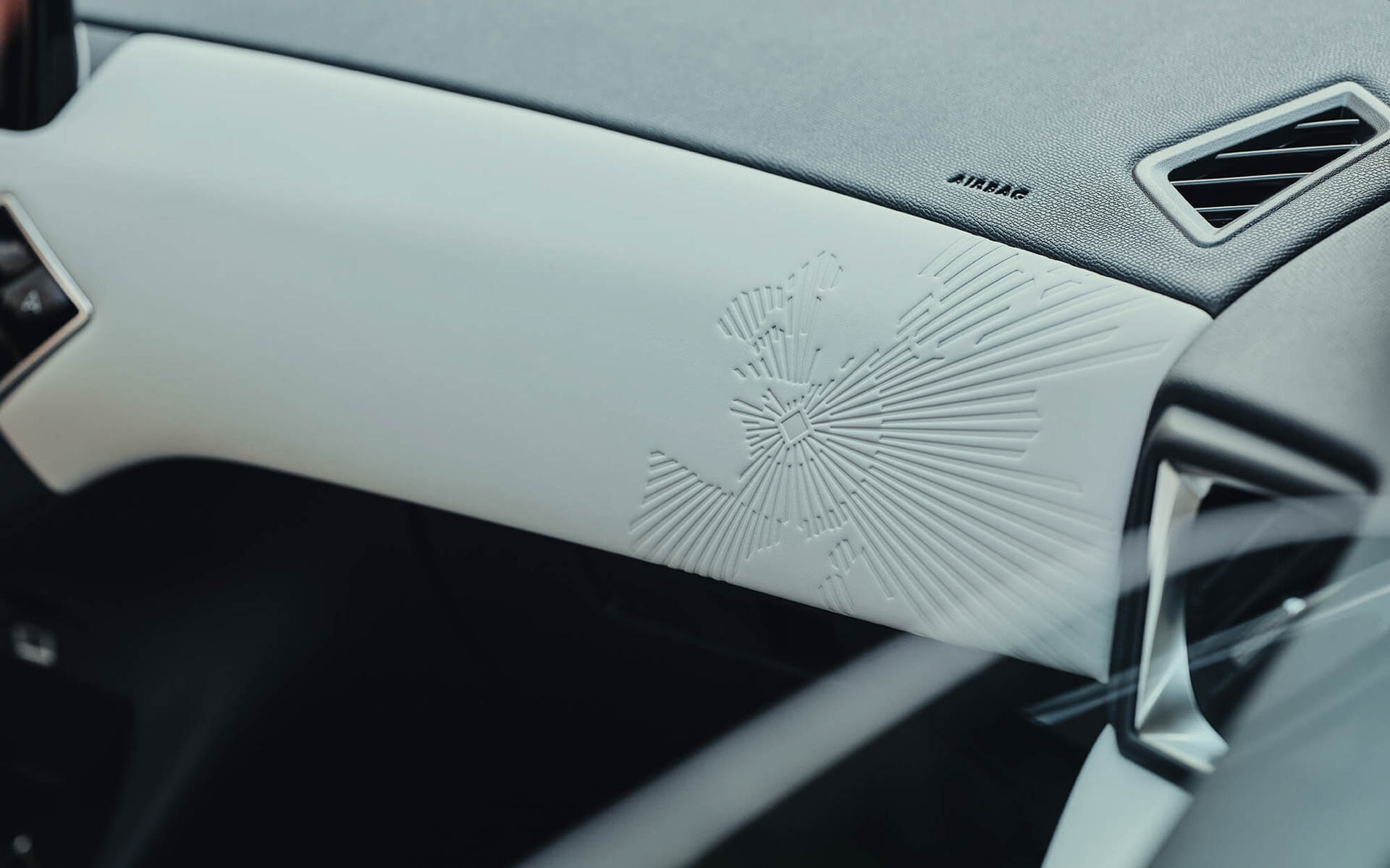 DS COLLECTION「Esprit de Voyage」モデル共通の特別装備