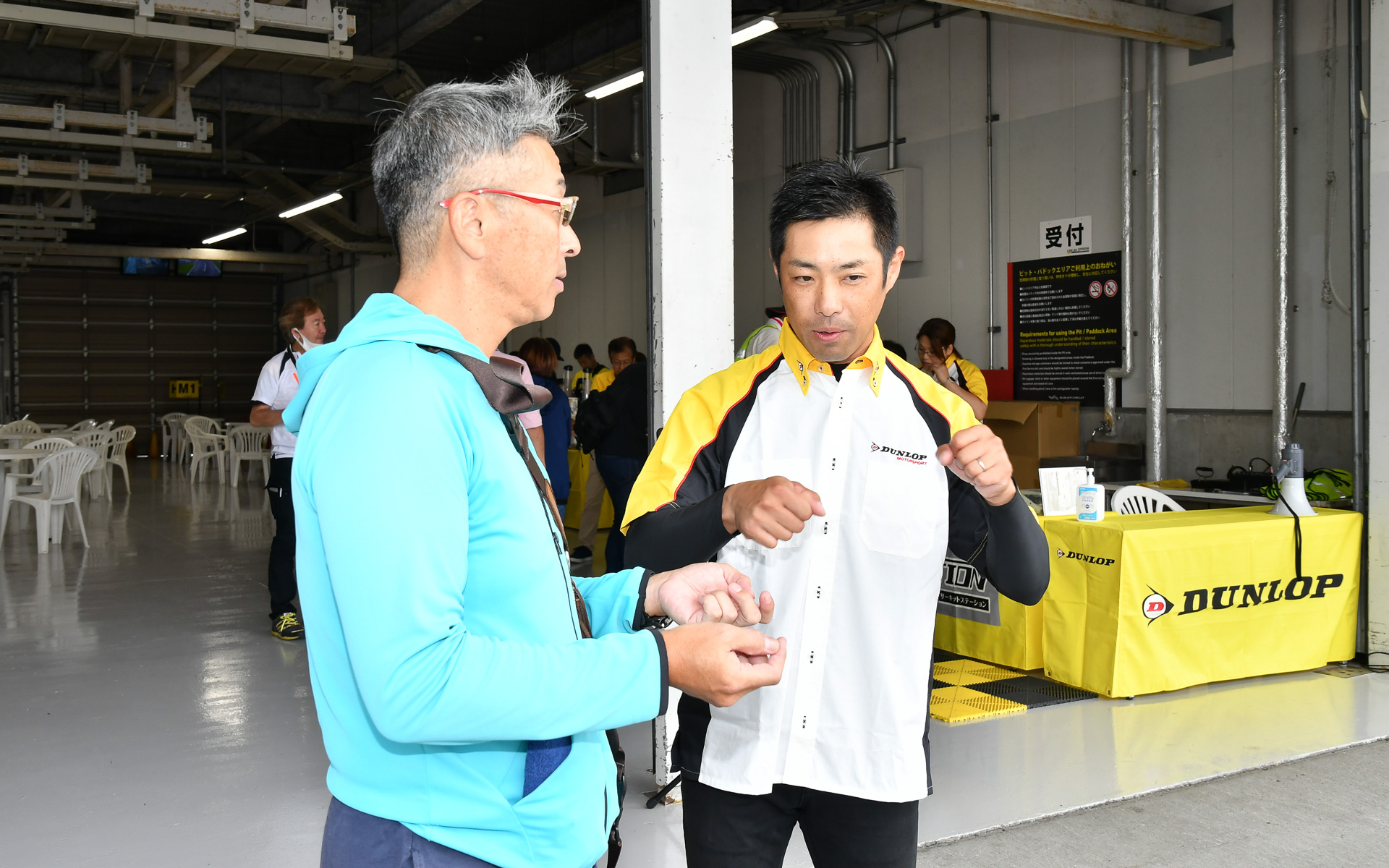 走行前にはライディングアドバイスも受けられる