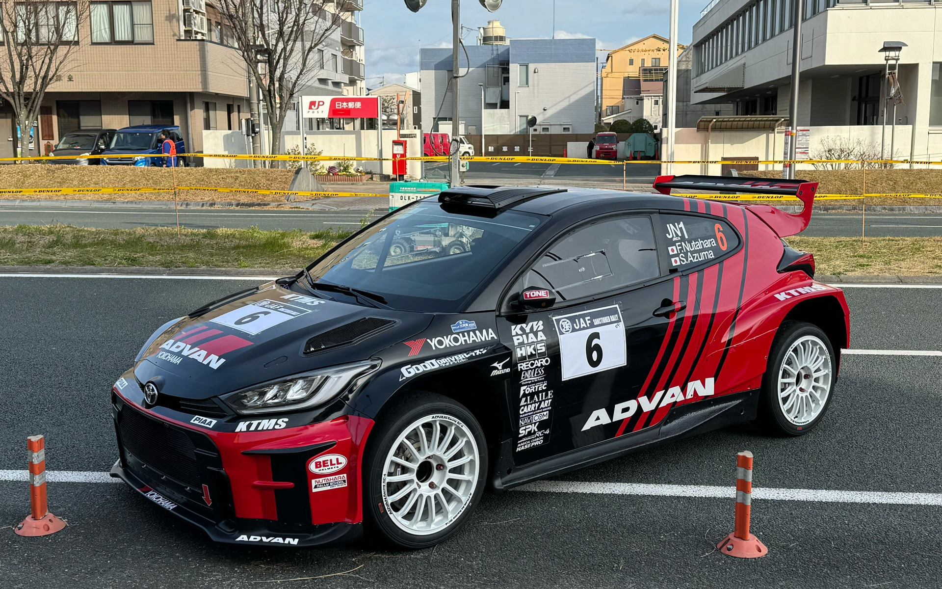 NUTAHARA Rally Teamの奴田原文雄選手/東駿吾選手