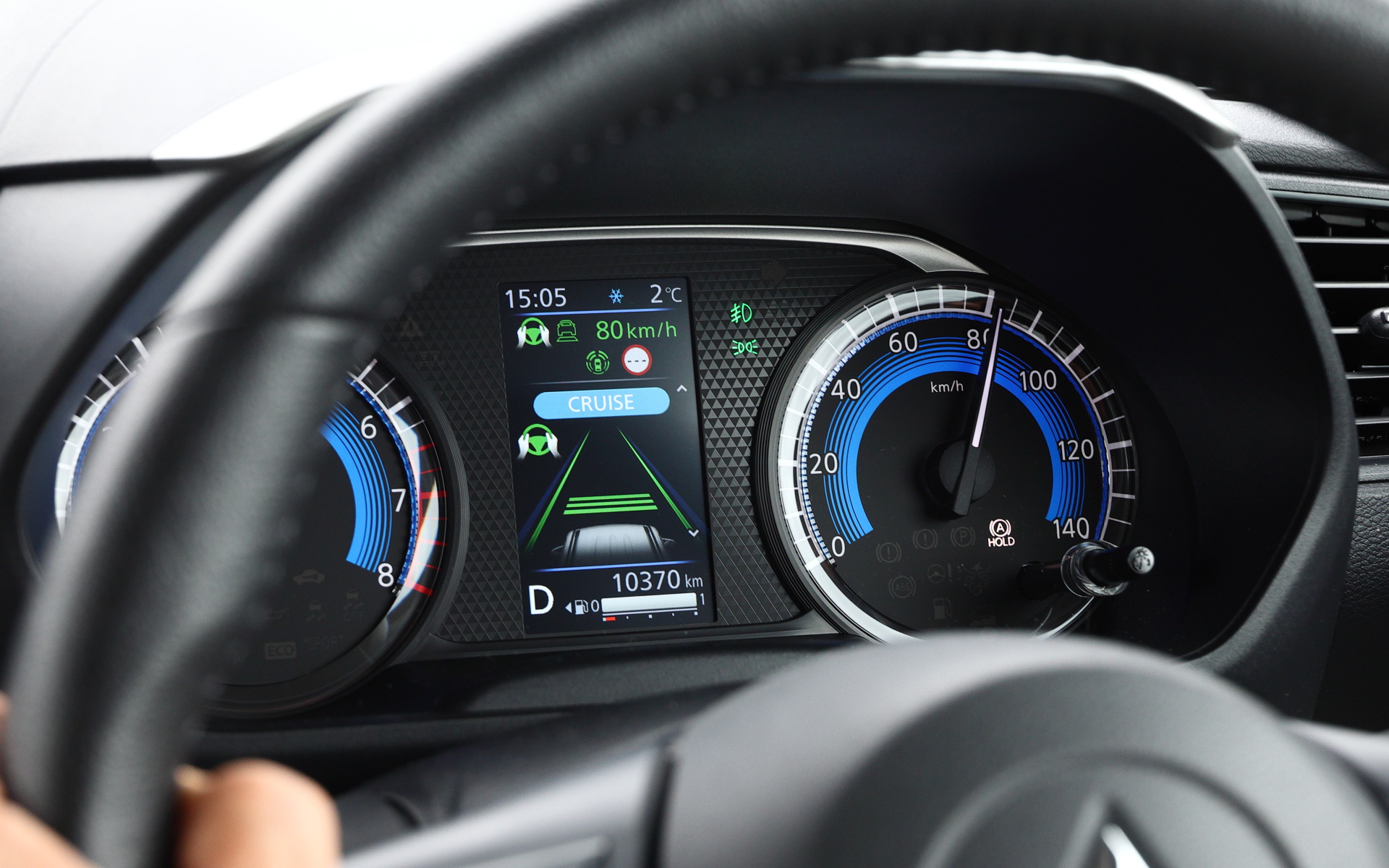 高速道路ではACC（レーダークルーズコントロール）とLKA（車線維持支援機能）を備えたマイパイロットを使いながら快適なドライブを楽しめた