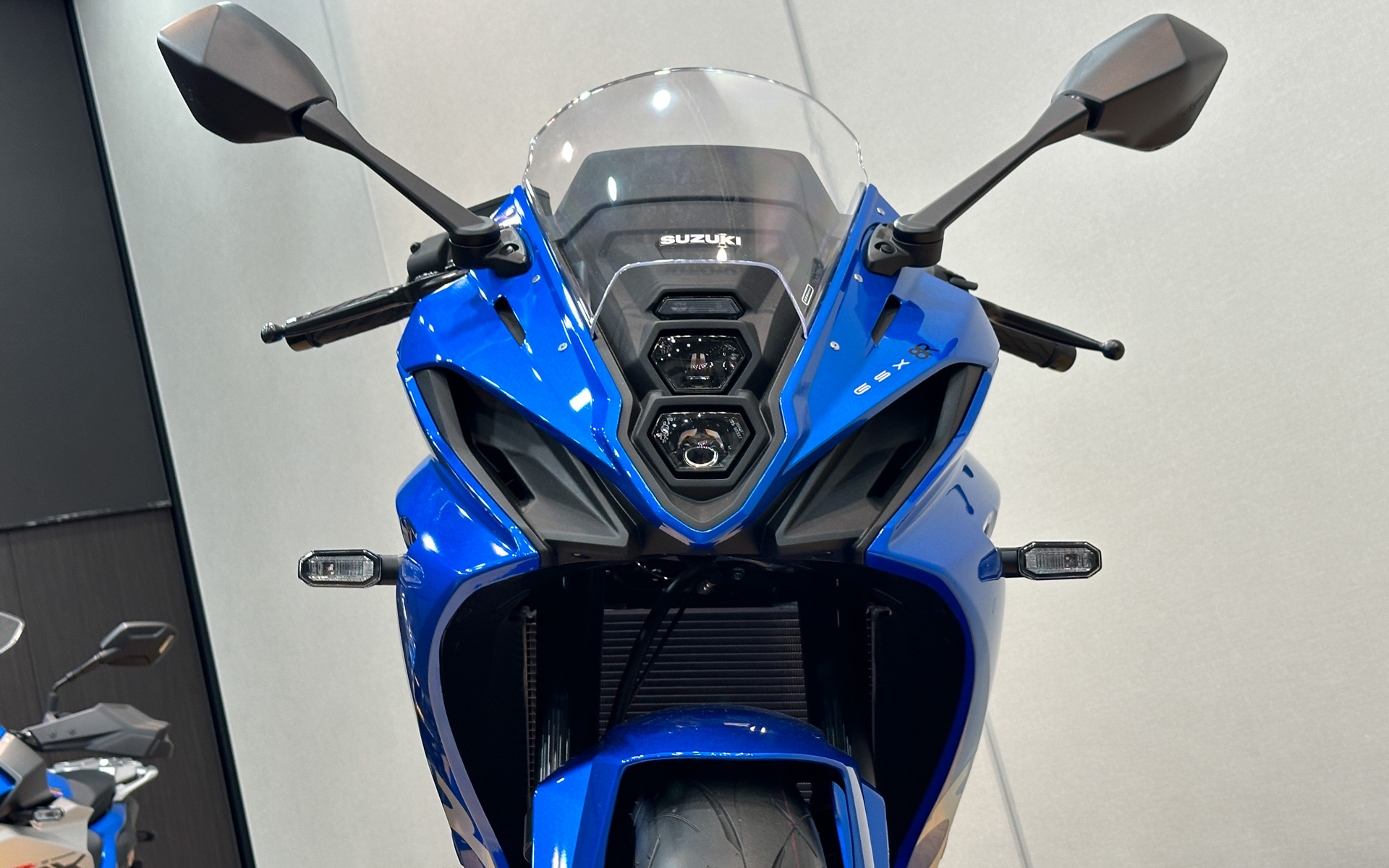 新型「GSX-8R」