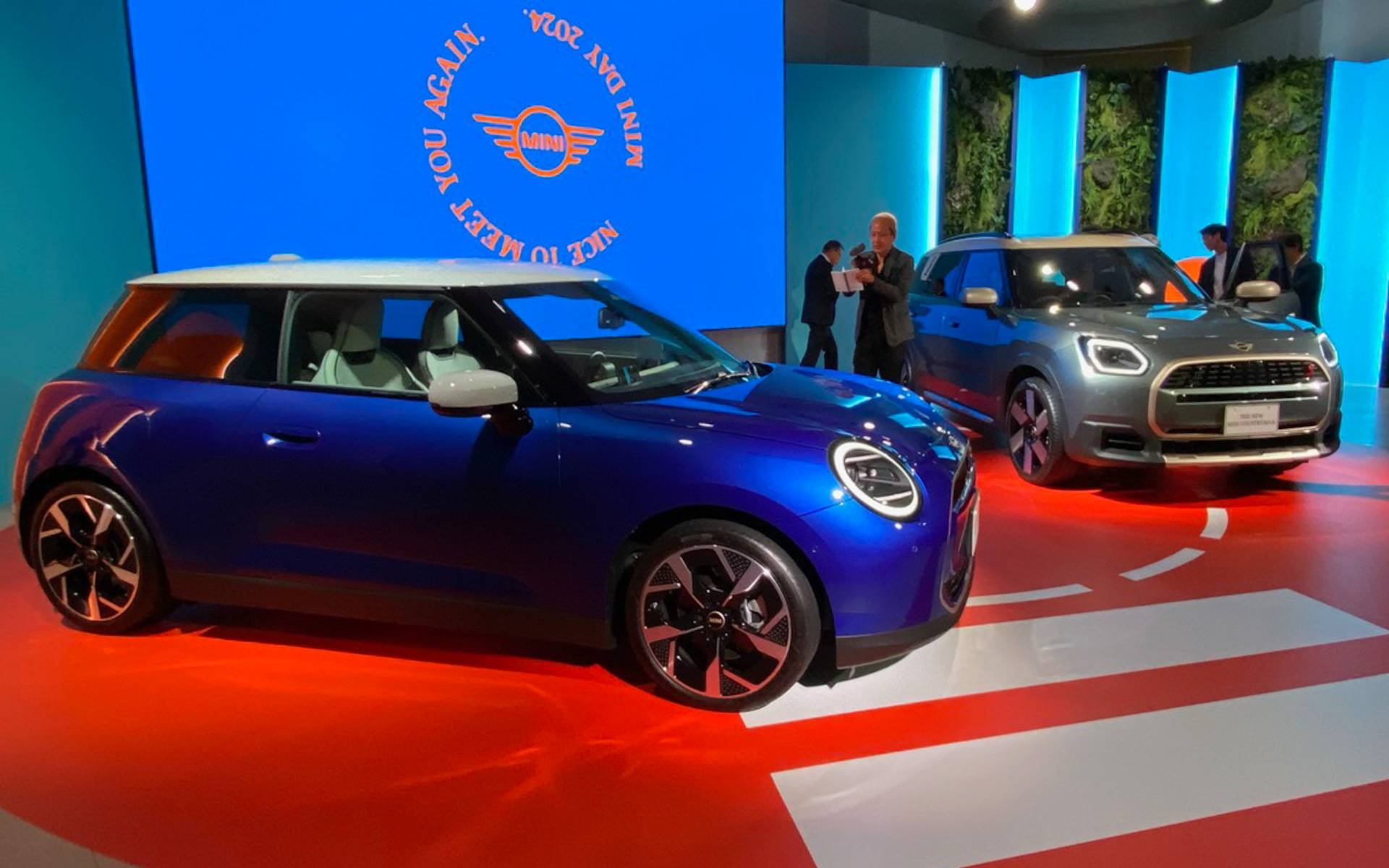 2024年はMINIが誕生してから65周年。NewMINIが登場してからは、22回目となる3月2日のミニデーを迎えたそうです。この新型MINIが、どんなふうに私たちを楽しませてくれるのか、ワクワクしますね