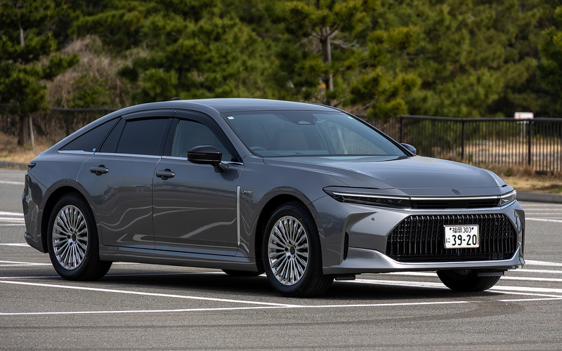 新型クラウン（FCEV）に水素活用都市「福岡市」で乗る。THE CROWN 福岡