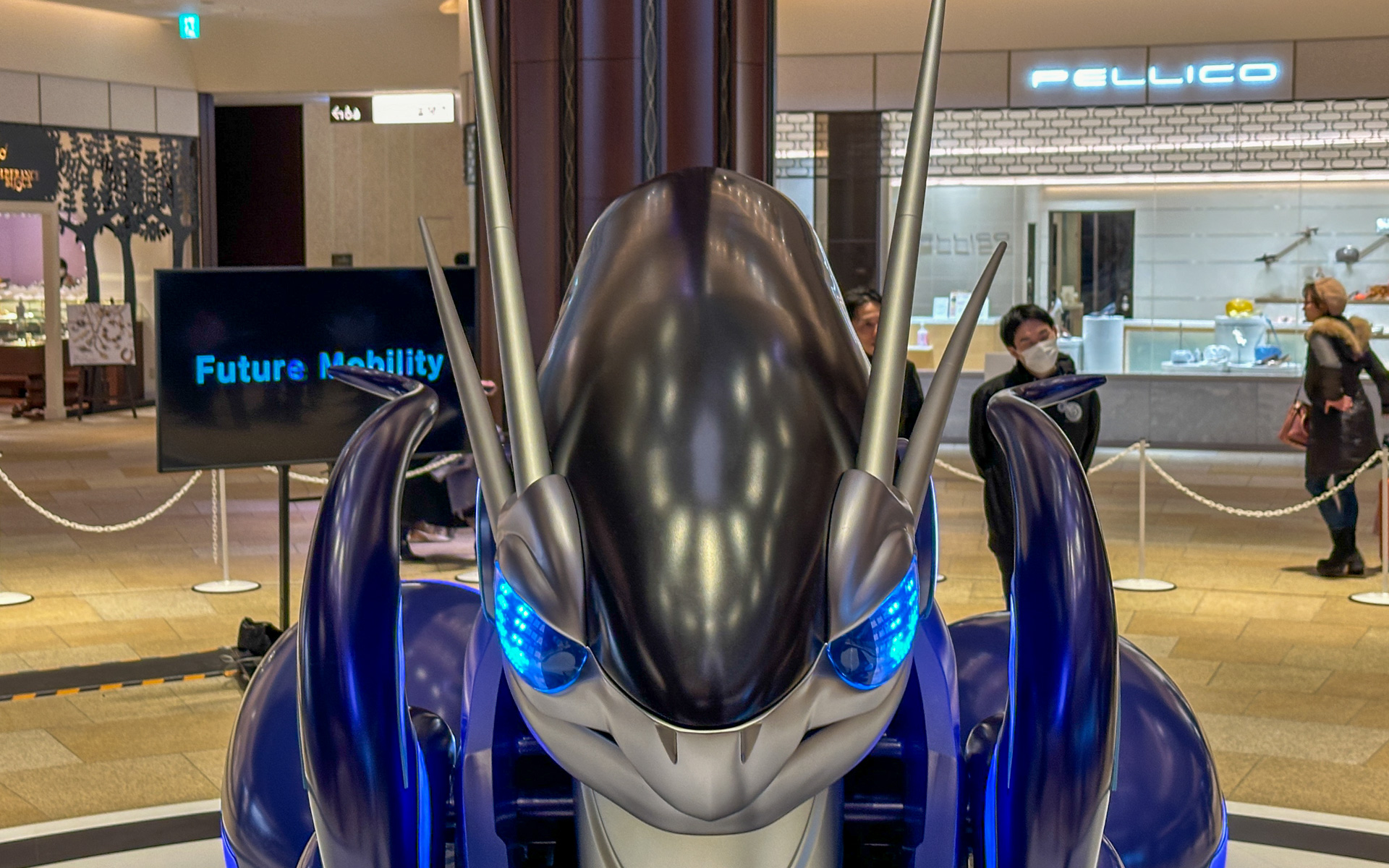 ほぼ実物大で動くミライドン「TOYOTA Engineering Society MIRAIDON」