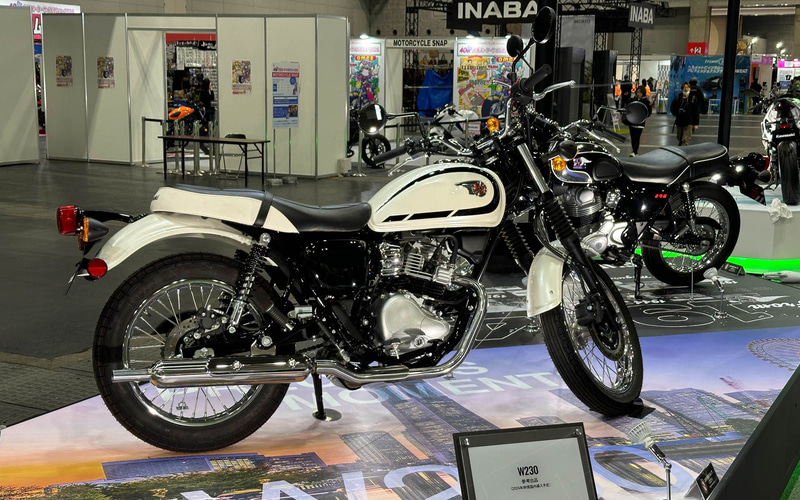 カワサキ、新型「Ninja 7 ハイブリッド」を大阪モーターサイクル