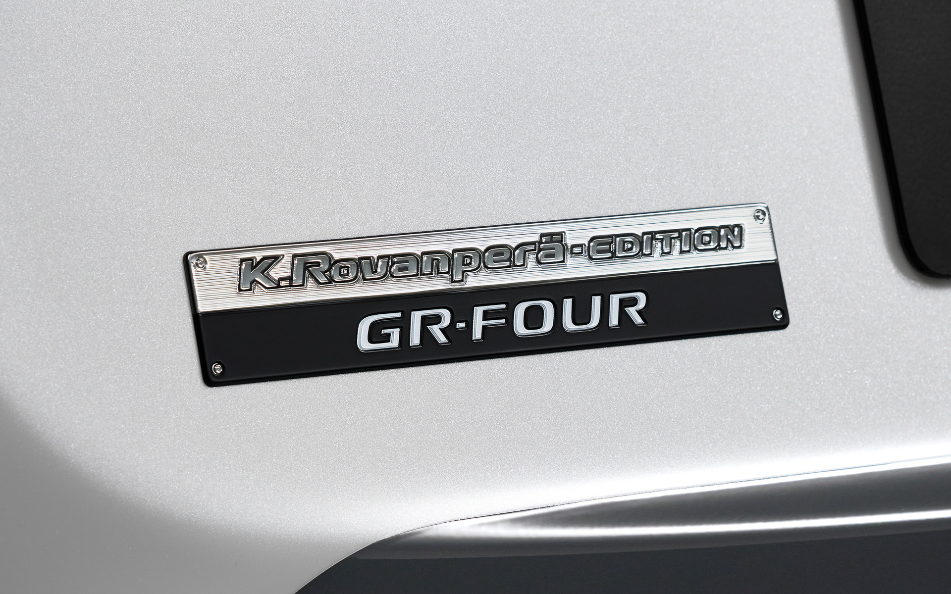 GRヤリス RZ“High performance・Kalle Rovanperä Edition