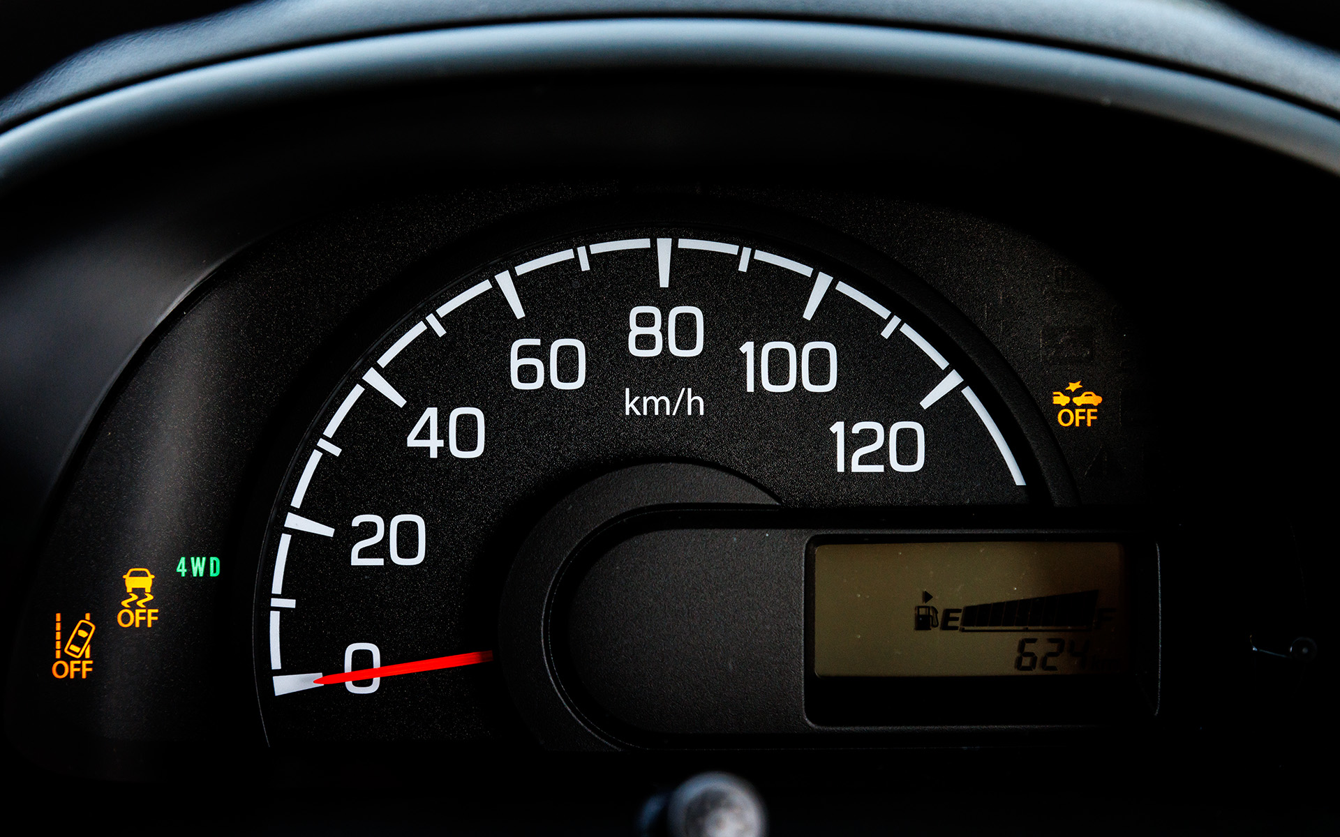 4Lにシフトすると先進安全機能は自動的にOFFになる