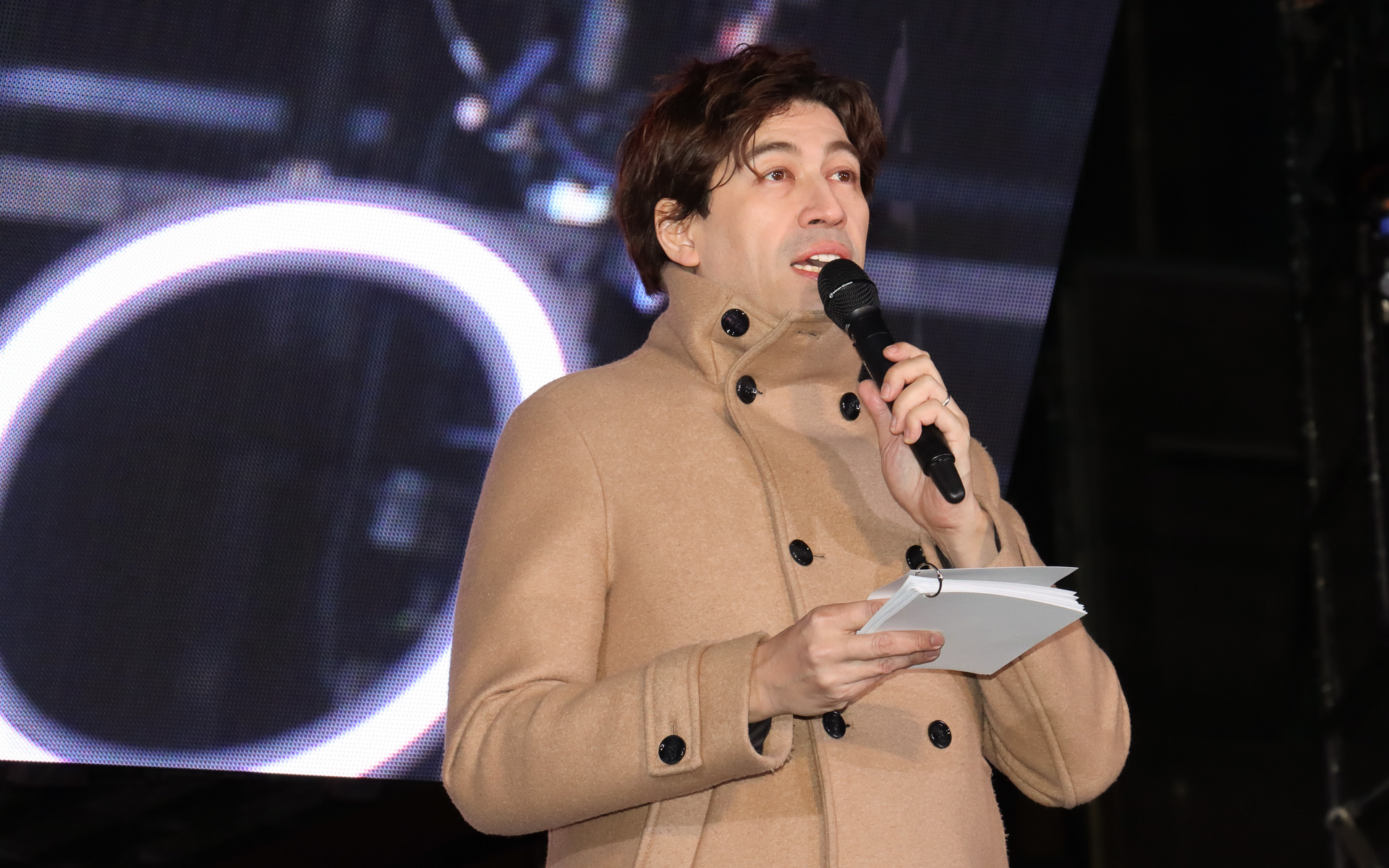 イベントのMCを務めたサッシャさん