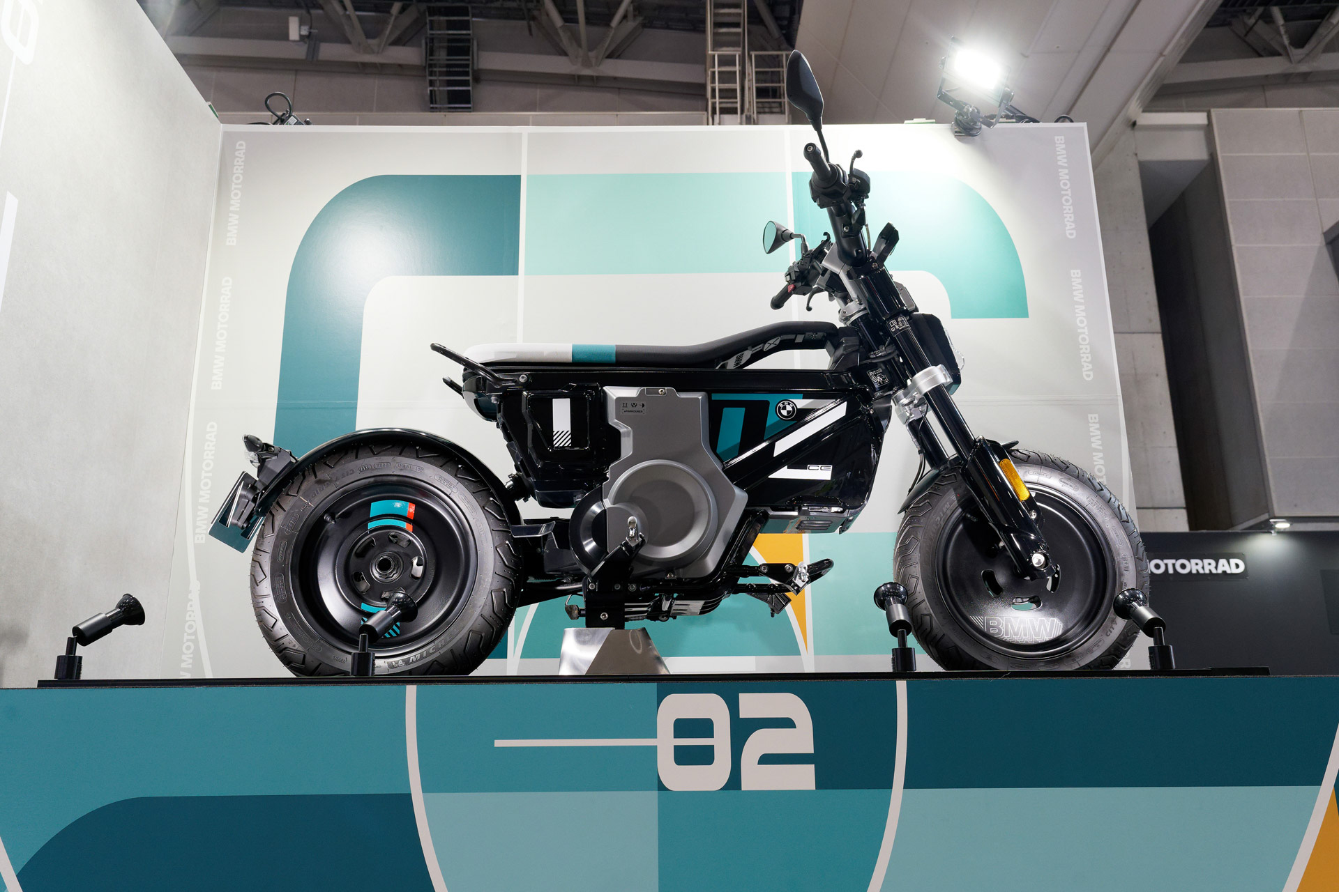 都市型電動モビリティ「CE 02」