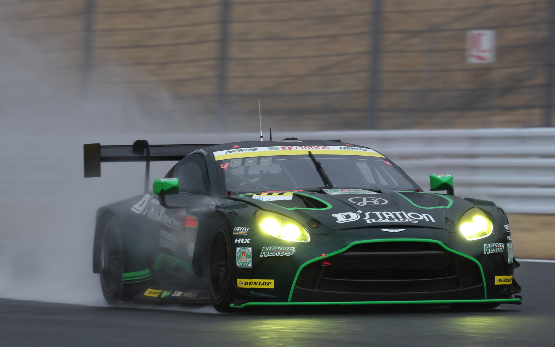 アストンマーティンの777号車 D'station Vantage GT3（FIA GT3）