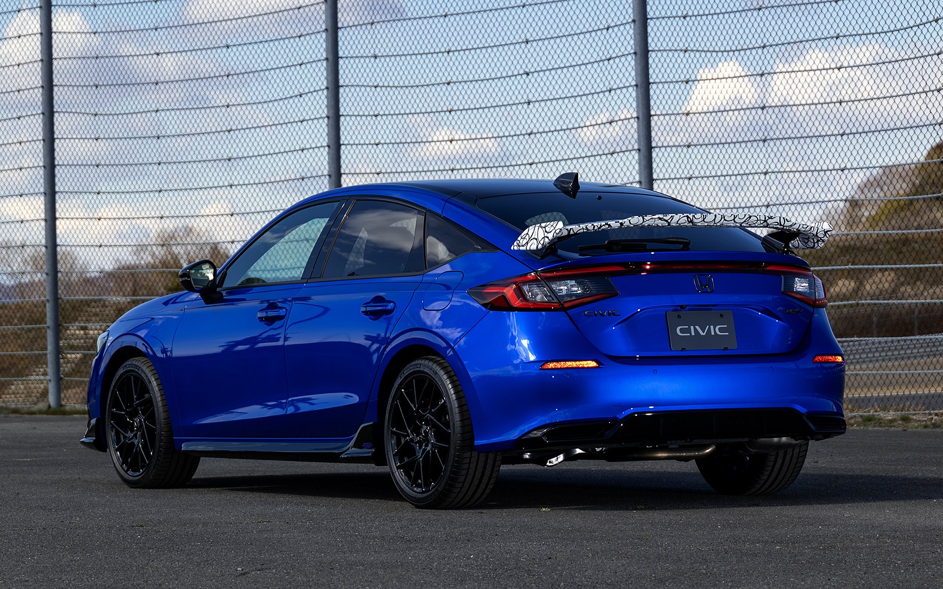 東京オートサロン2023に展示した「シビックe：HEV SPORTS ACCESSORY CONCEPT」