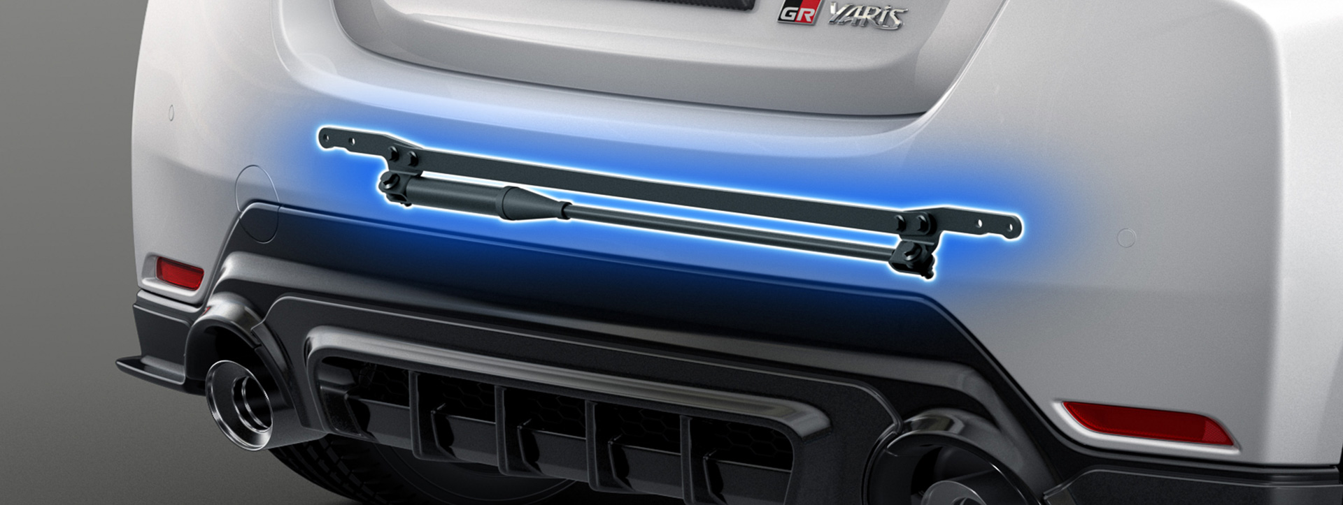 GR「パフォーマンスダンパー」セット（写真はリア）。価格は前後セットで14万8500円