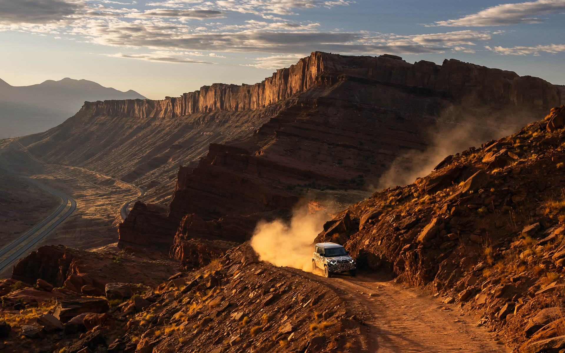 新型「ディフェンダー オクタ」