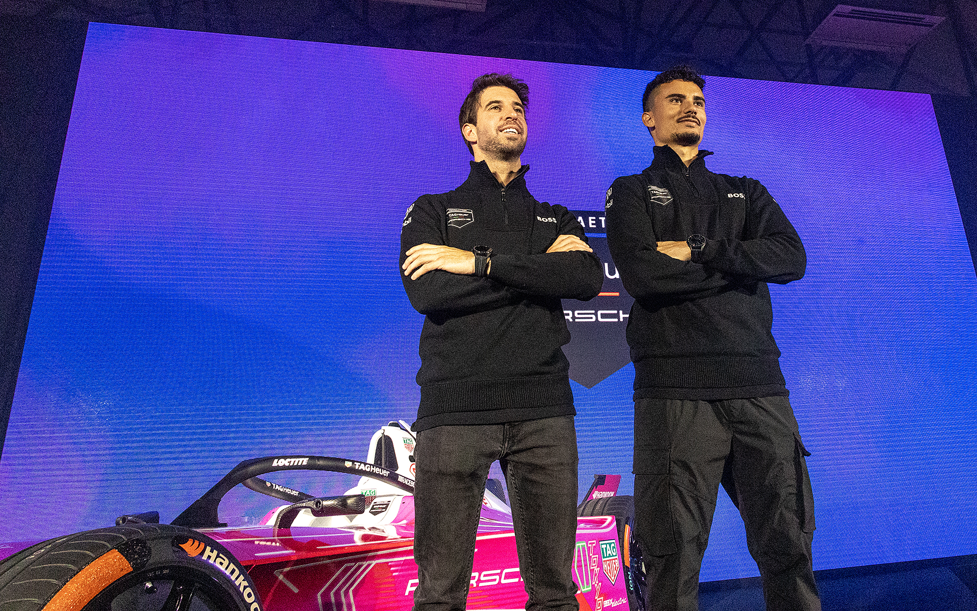 フォーミュラEはエネルギーマネージメントを適切に行なうことが大事で、そこが他のモータースポーツと違うところとのこと。レースではどこで守り、どこで仕掛けるかという戦略も見てほしいとのことだった