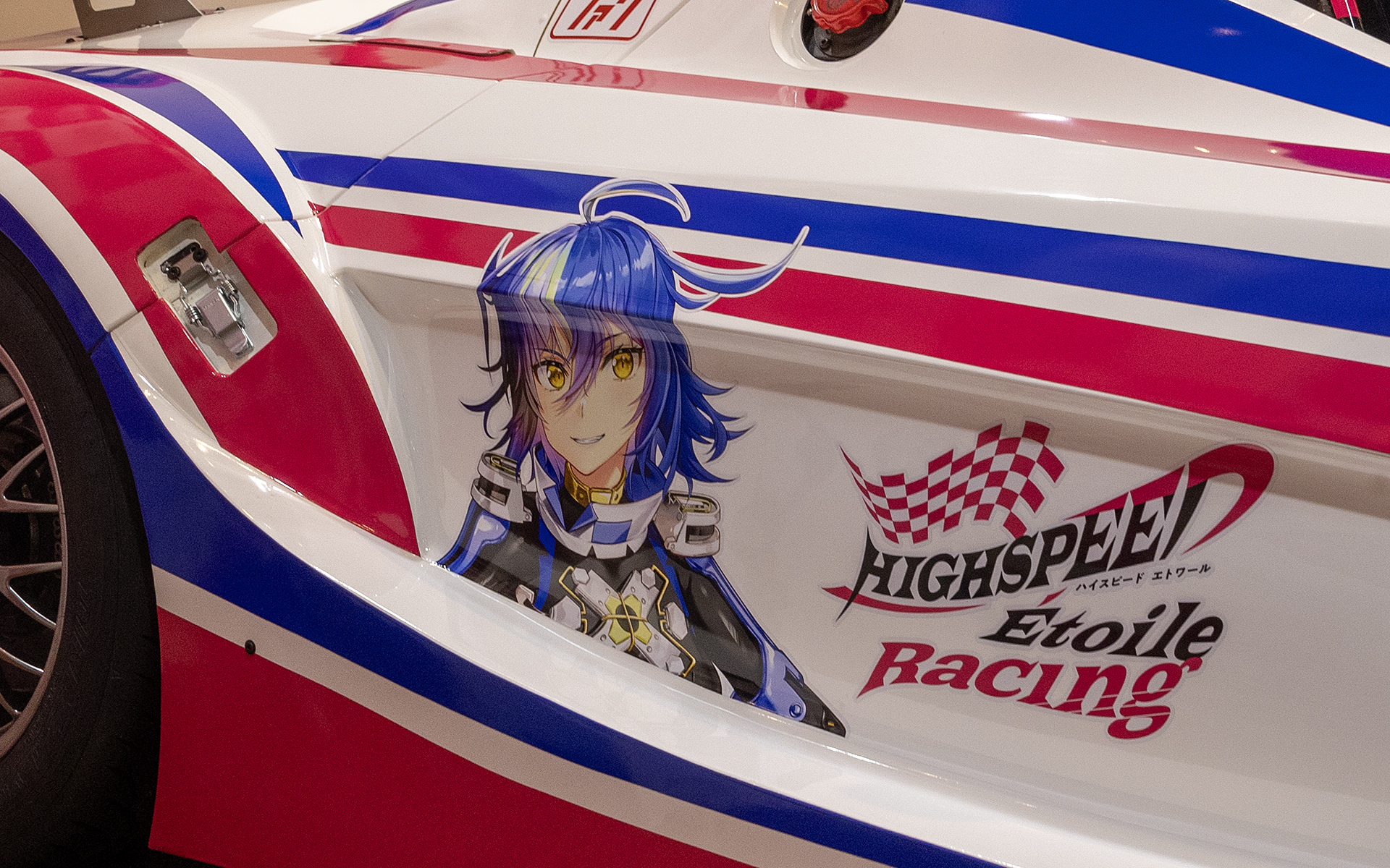 右サイドには浅河カナタのキャラクタービジュアル