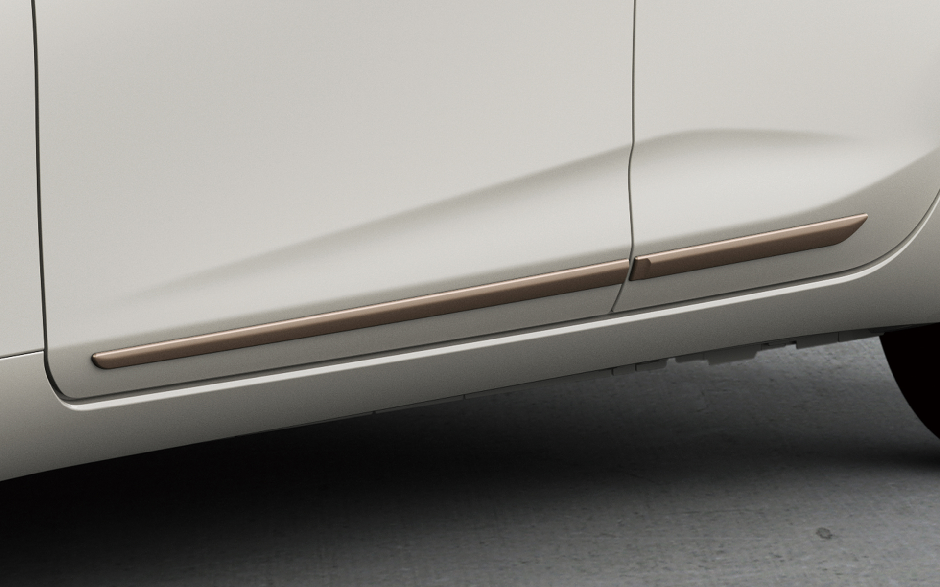 サイドガーニッシュ（ブロンズメタリック塗装）＜販売店装着オプション＞