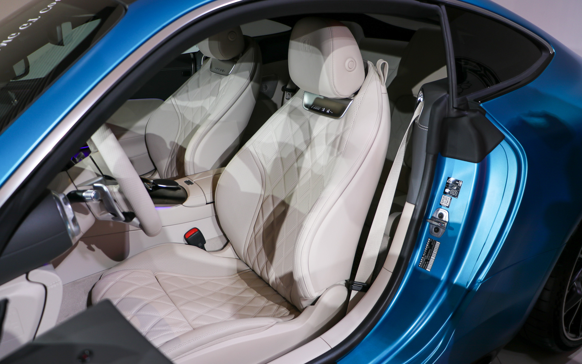 AMGスポーツシート